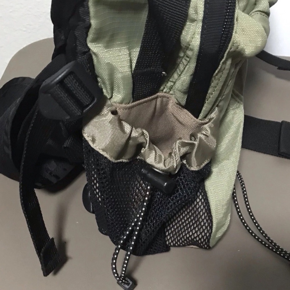 Coleman Exponent Hiking Waist Pack Bag 2 Bottles Adjustable Padded Green - Picture 9 of 16